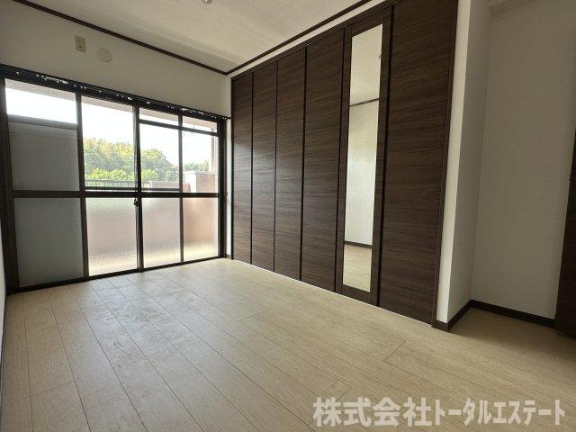 ビューハイツ門司の洋室