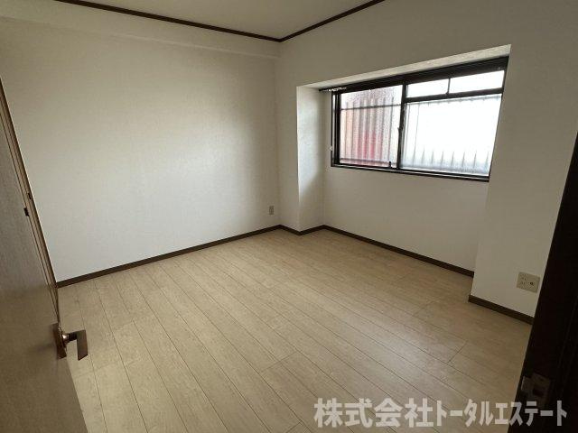 ビューハイツ門司の洋室