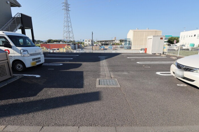 【駐車場】 | グランドソレーユ.Ｙ | 駐車場