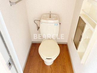 【トイレ】 | スリーパブリックB | ゆったりとした空間のトイレです
