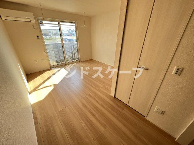 サニーウェルの居間・リビング|高崎、前橋エリアのお部屋探しはエンドスケープまで！お客様の理想お聞かせ下さい♪