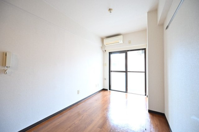 【洋室】 | スカイコート横浜山手