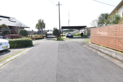 【前面道路含む現地写真】 | 鹿屋市王子町　戸建賃貸(ｵｰﾅｰﾁｪﾝｼﾞ物件)