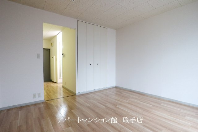 ヂュウファンズ戸頭　C棟の寝室|類似物件