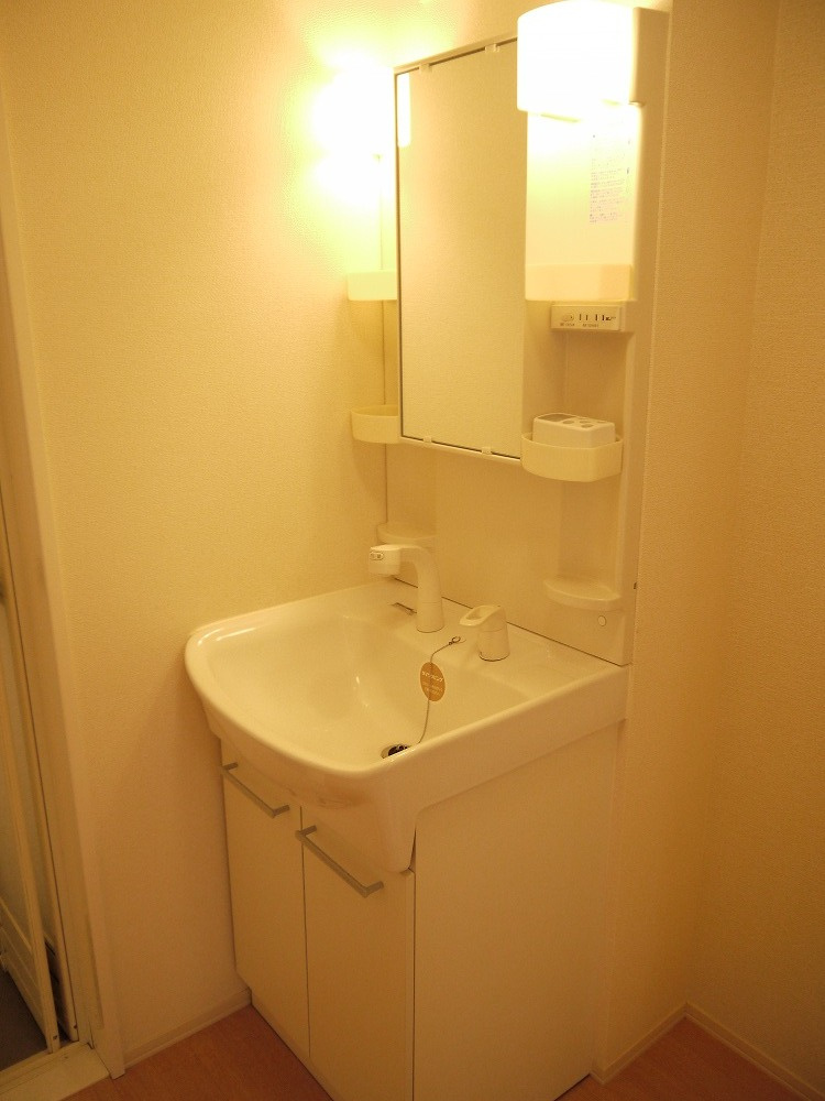 グランドマーニ　Aの独立洗面台