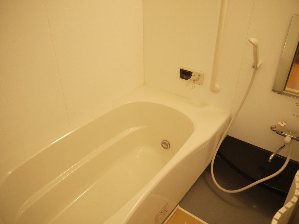 グランドマーニ　Aの浴室