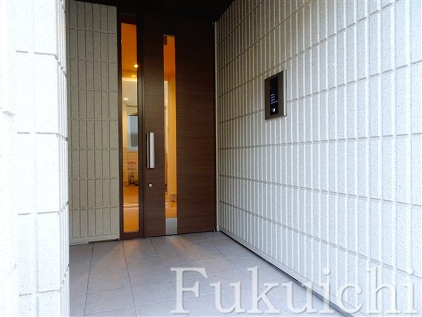 ストリームヒルズ祐天寺のエントランス