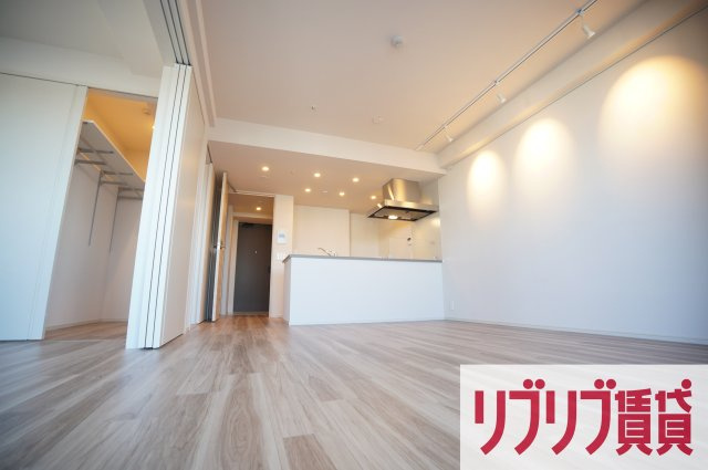 プライムメゾン千葉新町の居間・リビング
