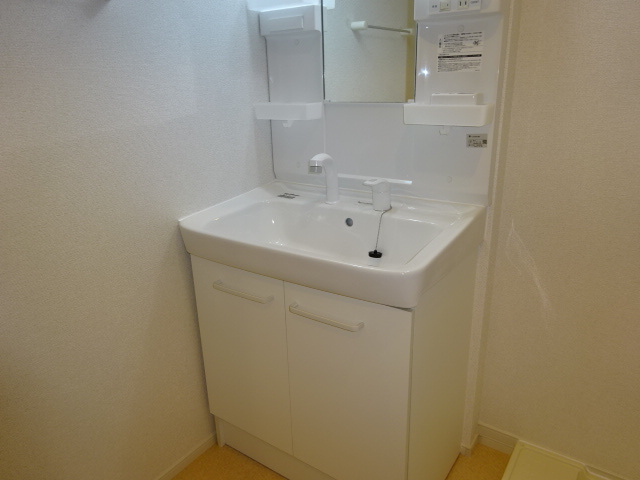 プロムナード倉敷の独立洗面台|シャンプードレッサー