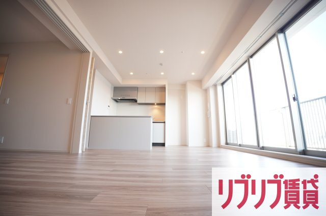 プライムメゾン千葉新町の居間・リビング