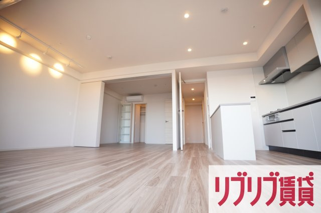 プライムメゾン千葉新町の居間・リビング