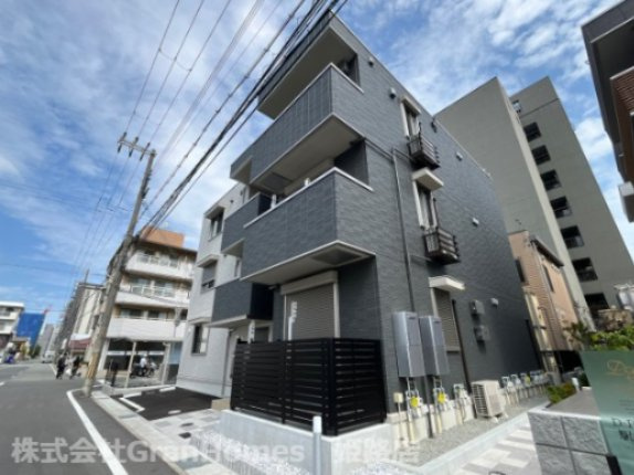 D's駅南大路の外観