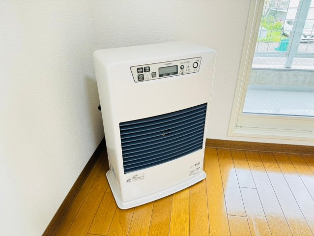 【設備】 | 【CP対象】ハートフルコート18 | 経済的な灯油暖房