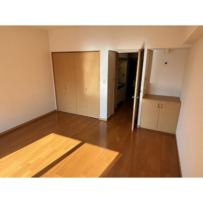 【洋室】 | リンデン東薬院 | 別号室の写真になります。現況優先。