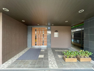 【エントランス】