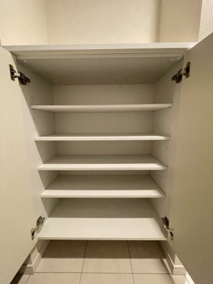 【収納】 | レジュールアッシュOSAKAデイフィール | シューズボックスがあります