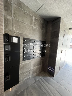 【その他共用部分】 | GRAN南堀江 | 大切な荷物をお預かり！宅配ボックスが設置されています！