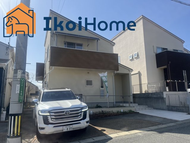 神戸市西区月が丘1丁目　中古戸建　リフォーム済の玄関|●資料・カタログのご請求無料●駅までは、徒歩10分と駅ちかなのもうれしいポイントです。