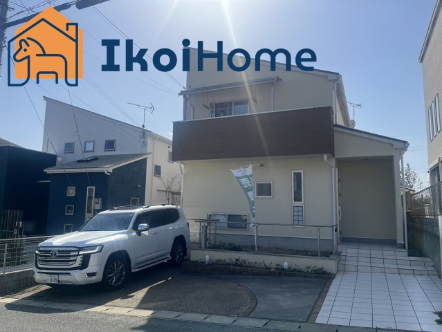 神戸市西区月が丘1丁目　中古戸建　リフォーム済の駐車場|●年中無休：当日予約可●西区、垂水区、明石市初。弊社は契約前に新築戸建の住宅診断を無料で行っています