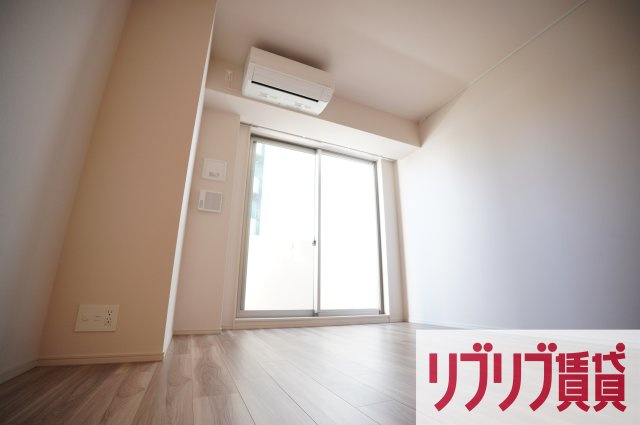 プライムメゾン千葉新町の居間・リビング