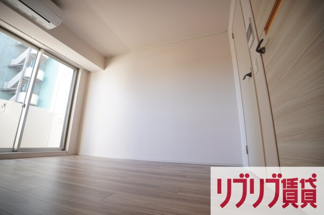 プライムメゾン千葉新町の居間・リビング