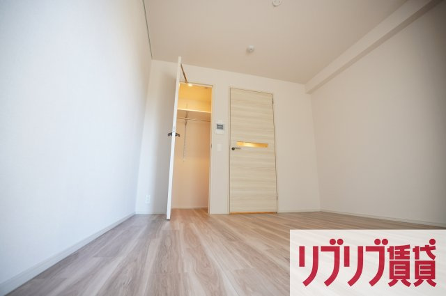 プライムメゾン千葉新町の居間・リビング