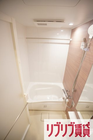 プライムメゾン千葉新町の浴室