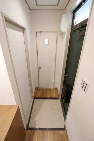 【玄関】 | ウイングパレス