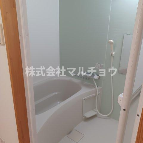 スマイリア三軒屋の浴室|日々の疲れを癒すお風呂付です