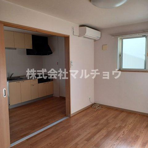 スマイリア三軒屋の居間・リビング|使いやすい居間です