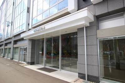 【エントランス】 | 岩手教育会館