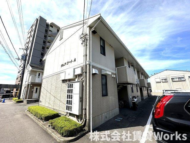 クレアコートAの外観|きれいな外観です
