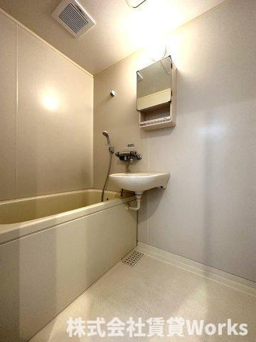 クレアコートAの浴室|コンパクトで使いやすいお風呂です