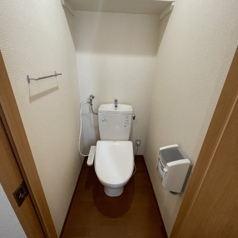 プロヴァンス中島のトイレ