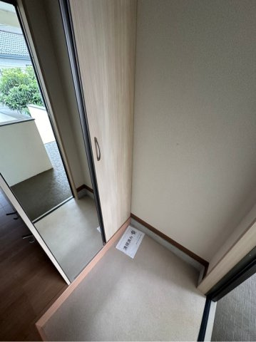 コーポ日光の玄関