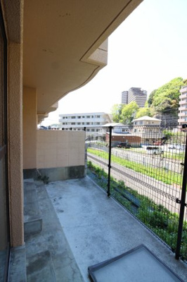 【バルコニー】 | グリーン北塩屋