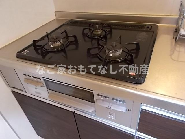 【キッチン】 | カステッロエレガンテ