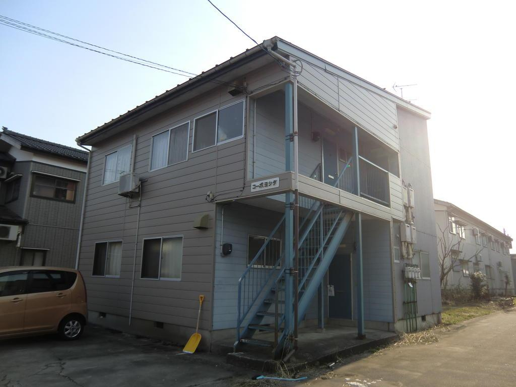 コーポヨシダの外観