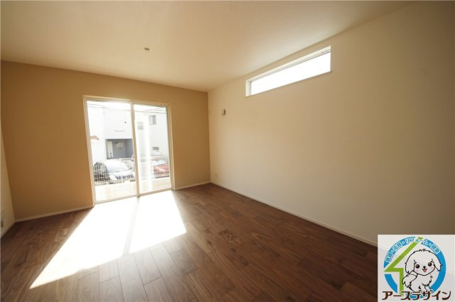 【アースデザイン】内覧可能◎　駐車場並列2台可能　藤江駅徒歩6分♪　明石市第6藤江の居間・リビング