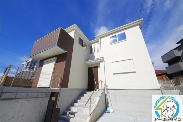 【アースデザイン】内覧可能◎　駐車場並列2台可能　藤江駅徒歩6分♪　明石市第6藤江