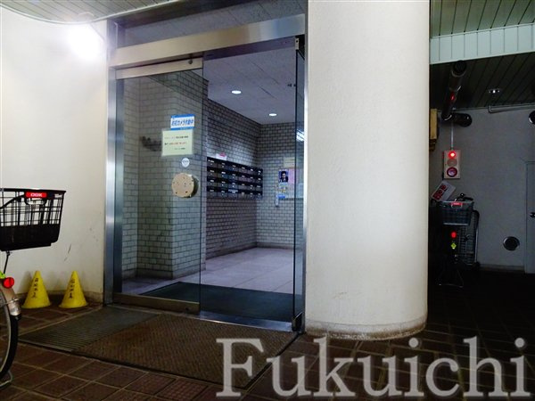 リオマンションのエントランス