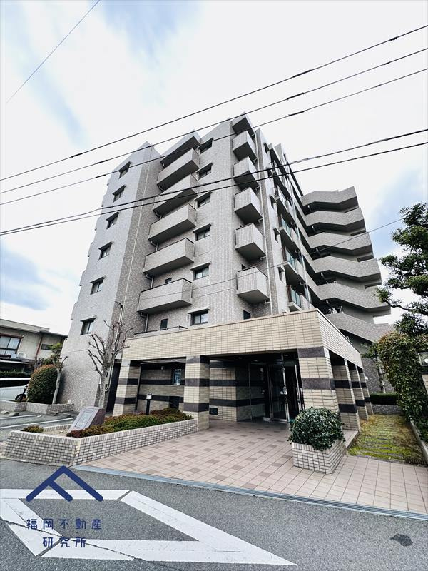 サーパス宿町の外観