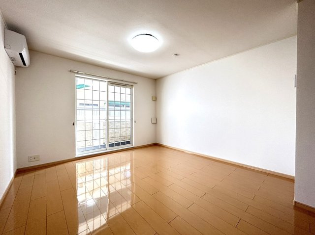 ブライト・スクエア Ｃの居間・リビング