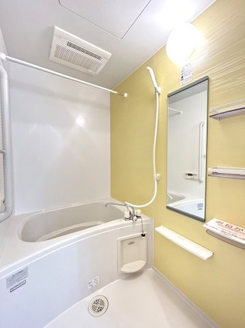 ブライト・スクエア Ｃの浴室