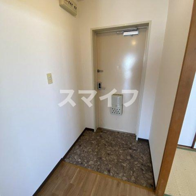 【玄関】 | ラテラス服部
