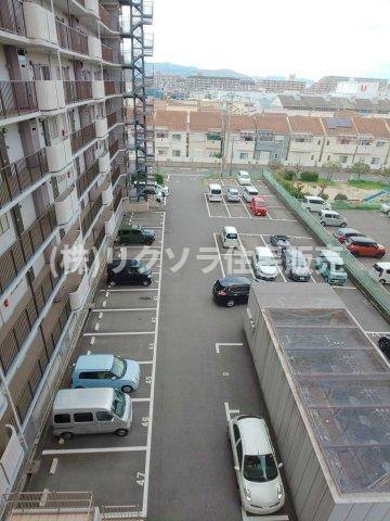 サニーコーポ枚方光善寺の駐車場|敷地内駐車場
■物件内覧・資金計画相談・住宅ローン相談、リフォーム相談、お問合せ受付中■
※当日・翌日のご内覧、ご相談はお電話でのお問合せがスムーズです！