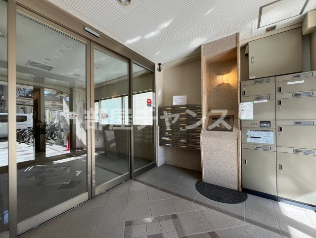 新栄アーバンハイツのエントランス