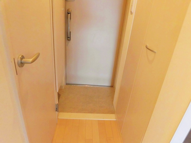 ハイムさわらびの玄関