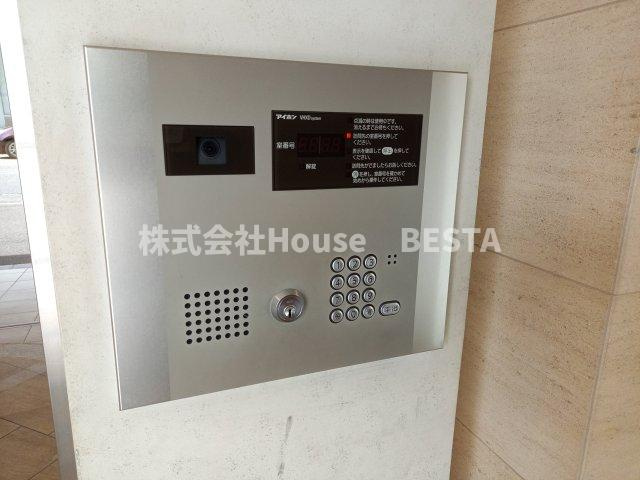 ワコーレ神戸ジュエルズのエントランス