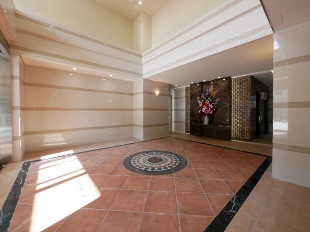 Luxe難波西Ⅲのロビー